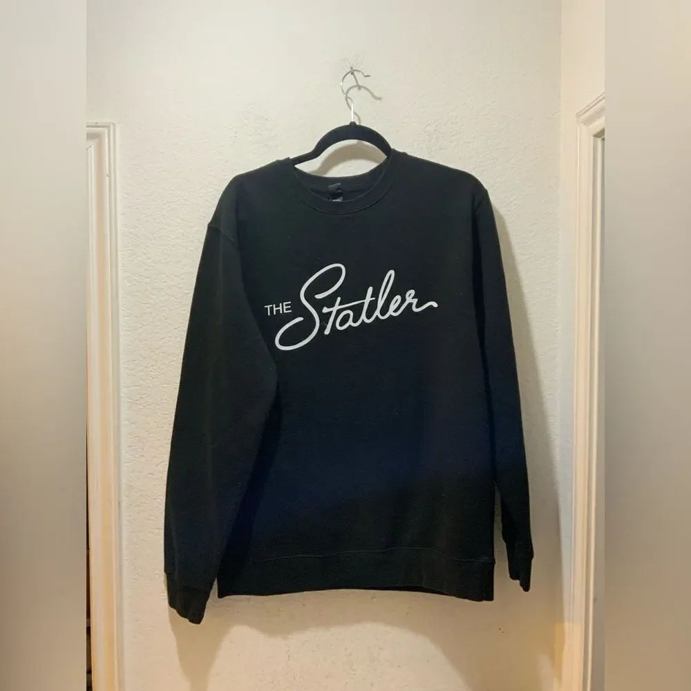 Llama Sweatshirt” The startler “ size M